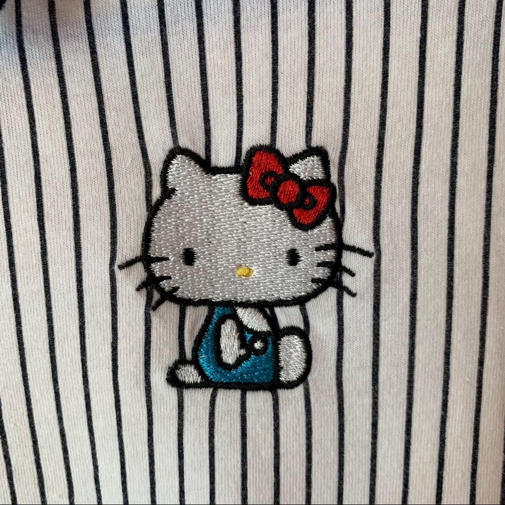 HELLO KITTY Collard Shirt, cotton, fairly new, worn once. - Picture 4 of 5